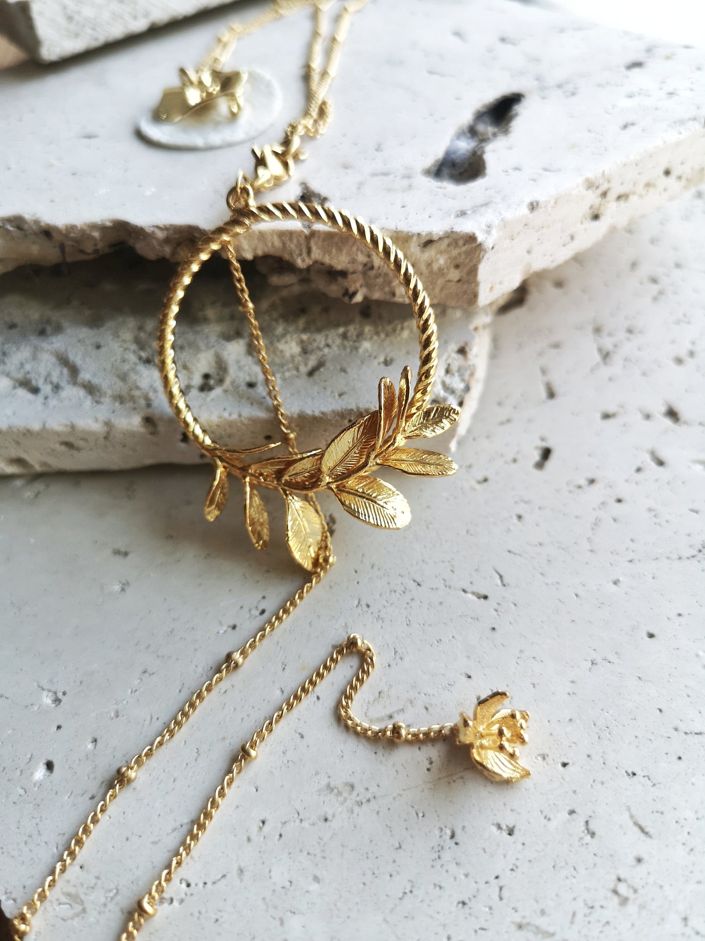 Collier de dos Sophie